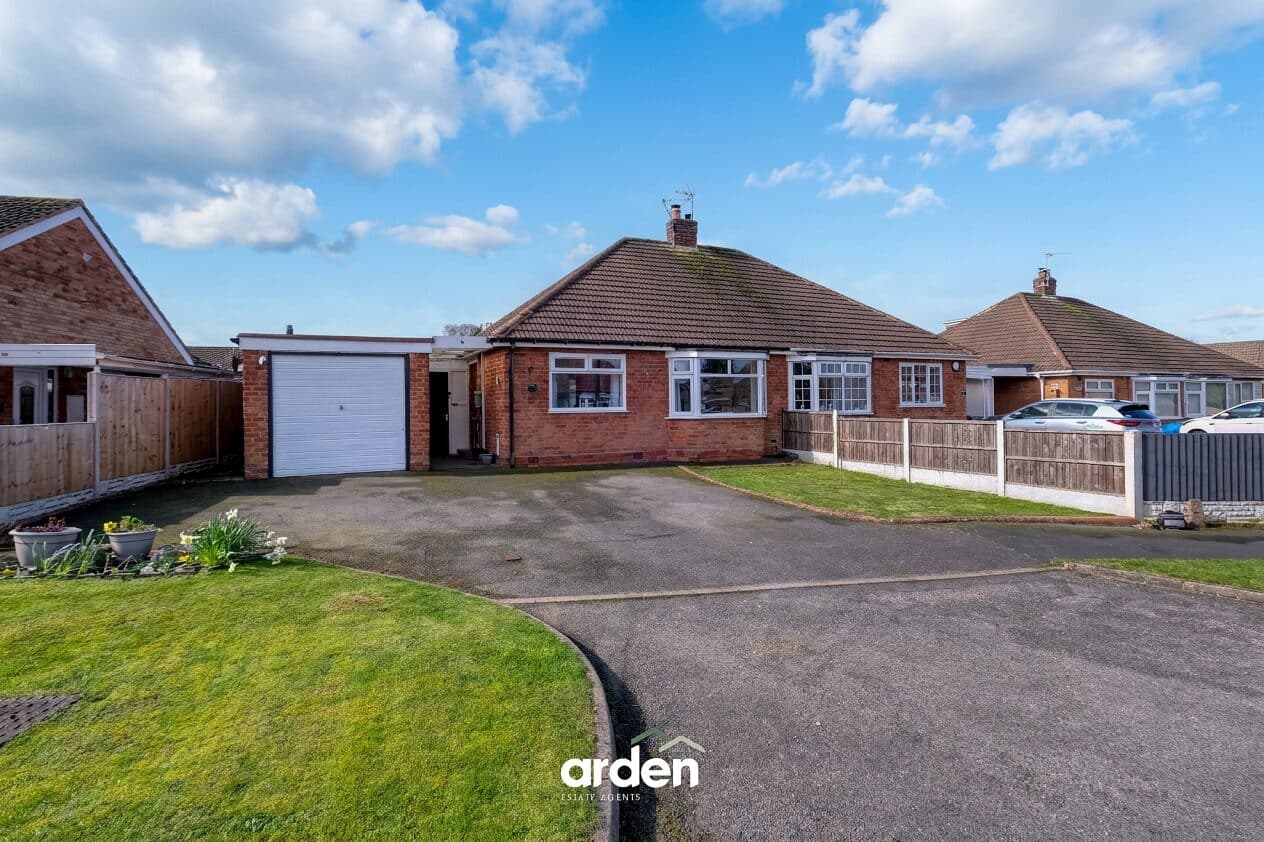 Easton Grove, Hollywood, Birmingham, Birmingham, B47 5LN