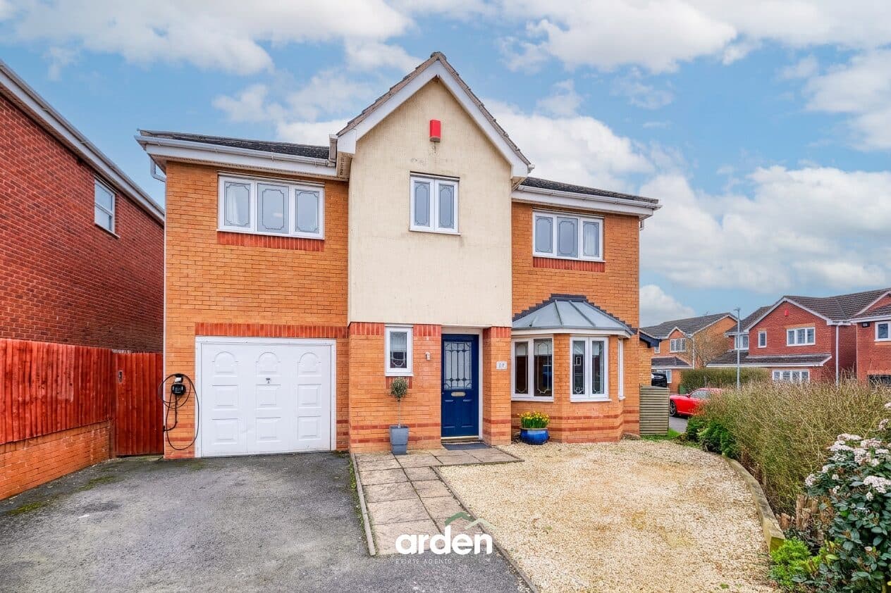 Royal Worcester Crescent, Bromsgrove, Bromsgrove, B60 2TB