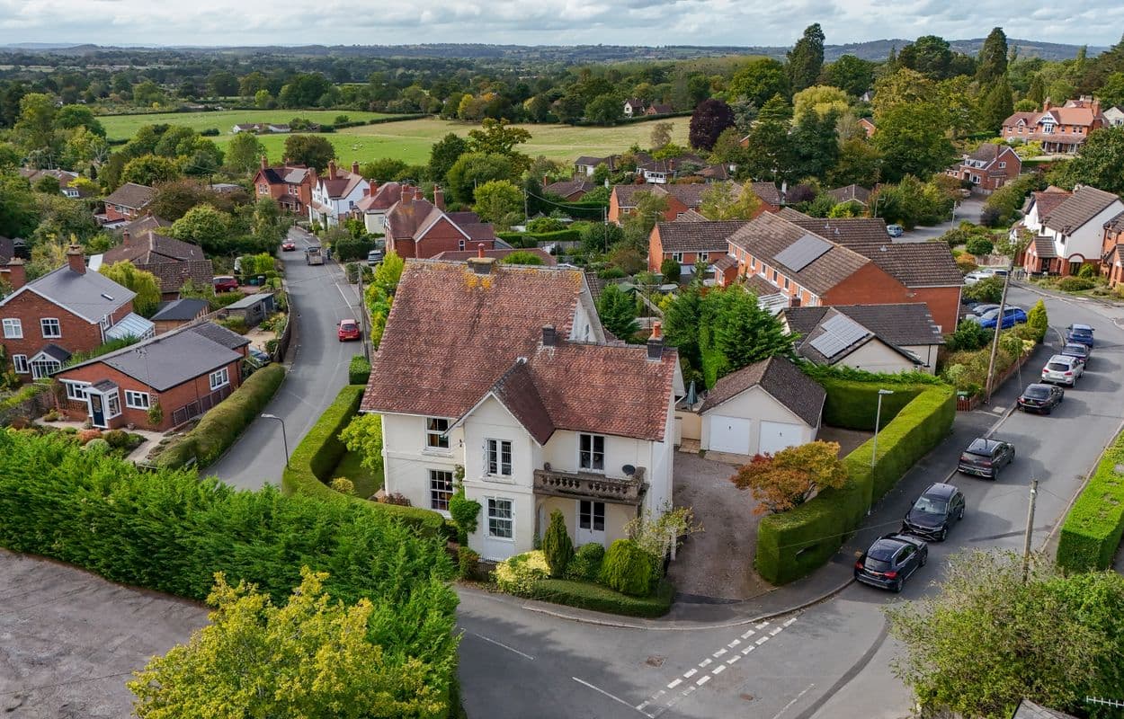 Stone Hall, Stone Drive, Stone Hall Stone Drive, Malvern, Colwall, WR13 6QJ