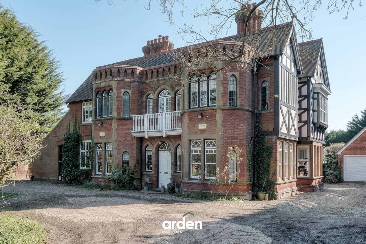 The Old Vicarage Church Lane, Lower Broadheath, Worcester, Worcester, WR2 6QY