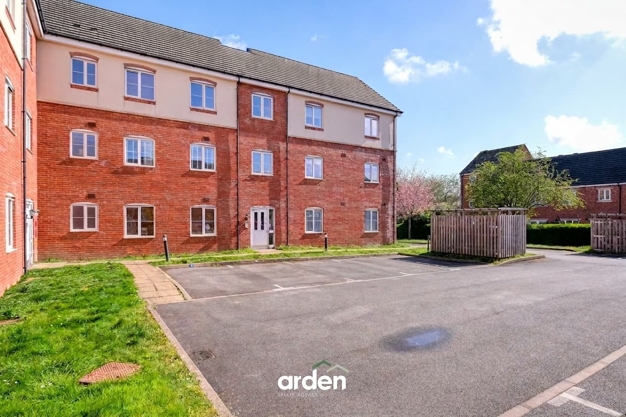 Apartment 2, 118 Rea Road, Birmingham, Northfield, B31 2PW