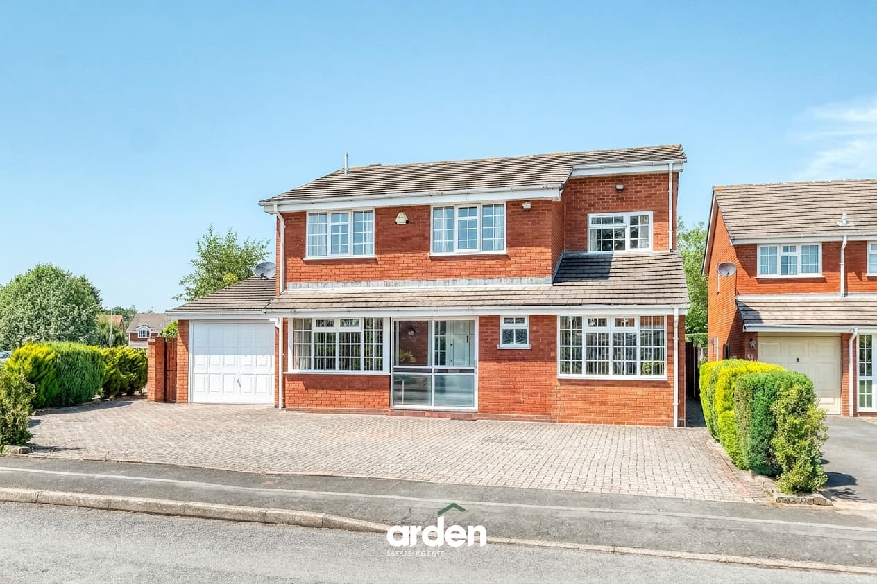 Stonebow Avenue, Solihull, Solihull, B91 3UP