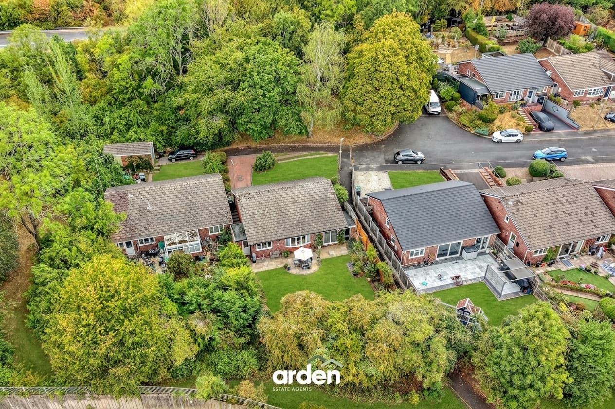 Runcorn Close, Redditch, B98