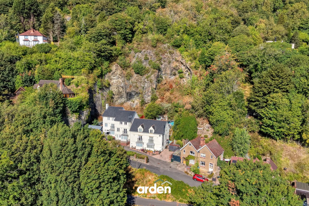 Hillside Close, Malvern, WR14
