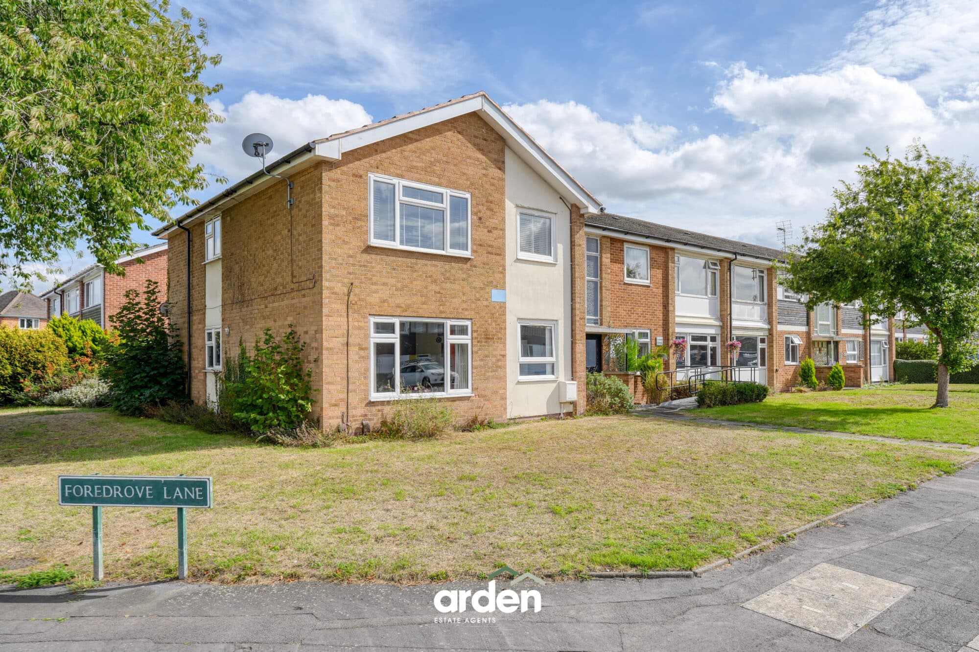 Foredrove Lane, Solihull, B92