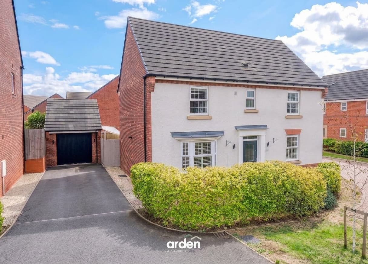 Saxifrage Close, Bromsgrove, B61