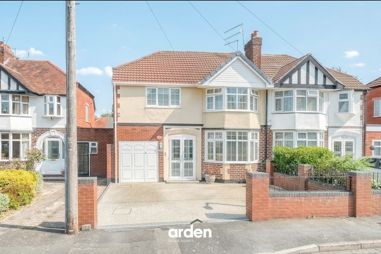 Graham Crescent, Rednal, B45
