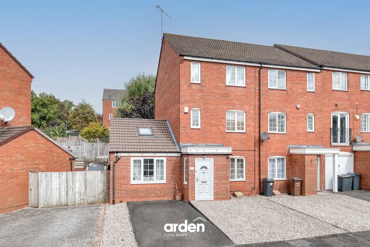 Elm Drive, Northfield, Birmingham, Birmingham, B31 5JQ