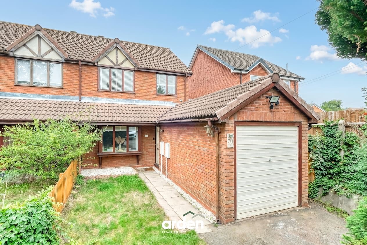 Golden Cross Lane, Catshill, B61