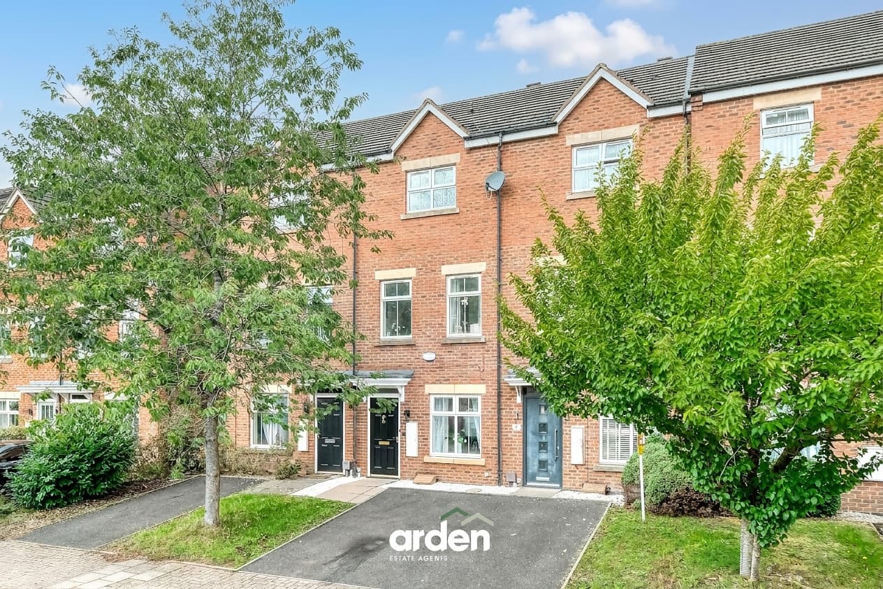 Morland Place, Northfield, B31