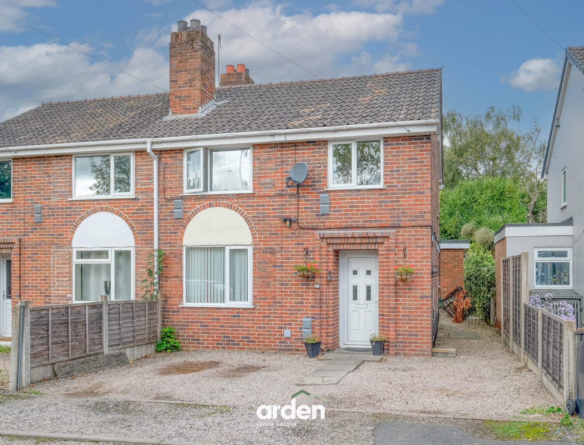 Birmingham Road, Lickey End, B61