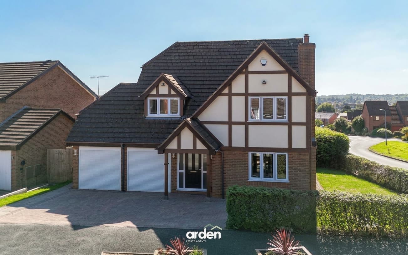 Mount Vernon Drive, Bromsgrove, B61