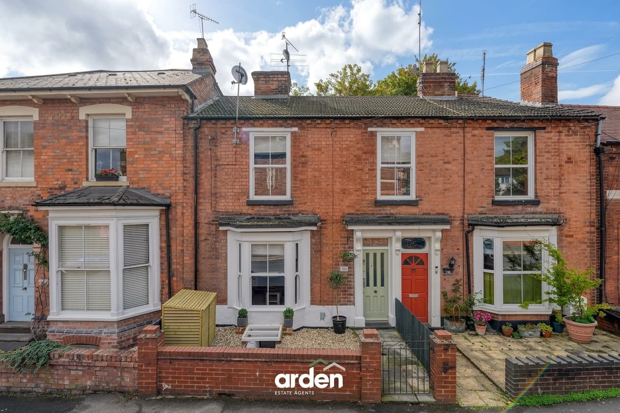 London Road, Worcester, WR5