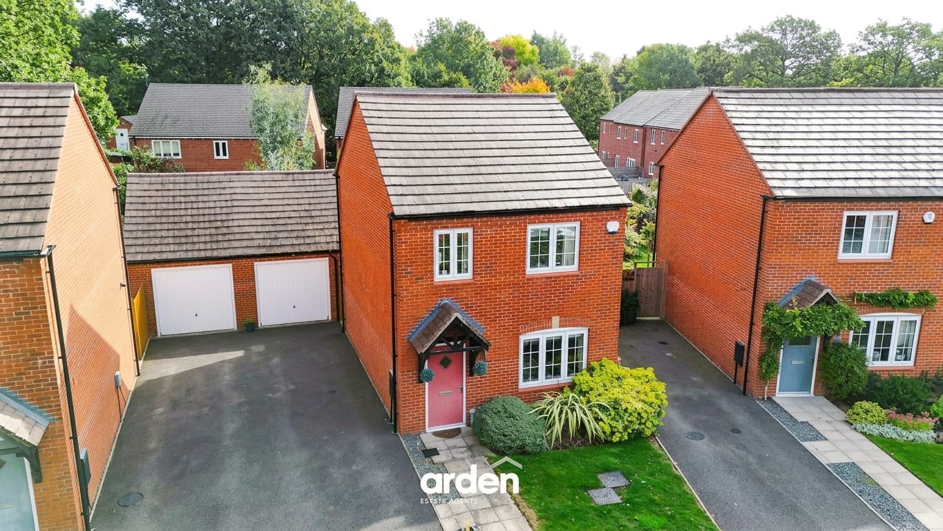 Cherry Drive, Tidbury Green, B90