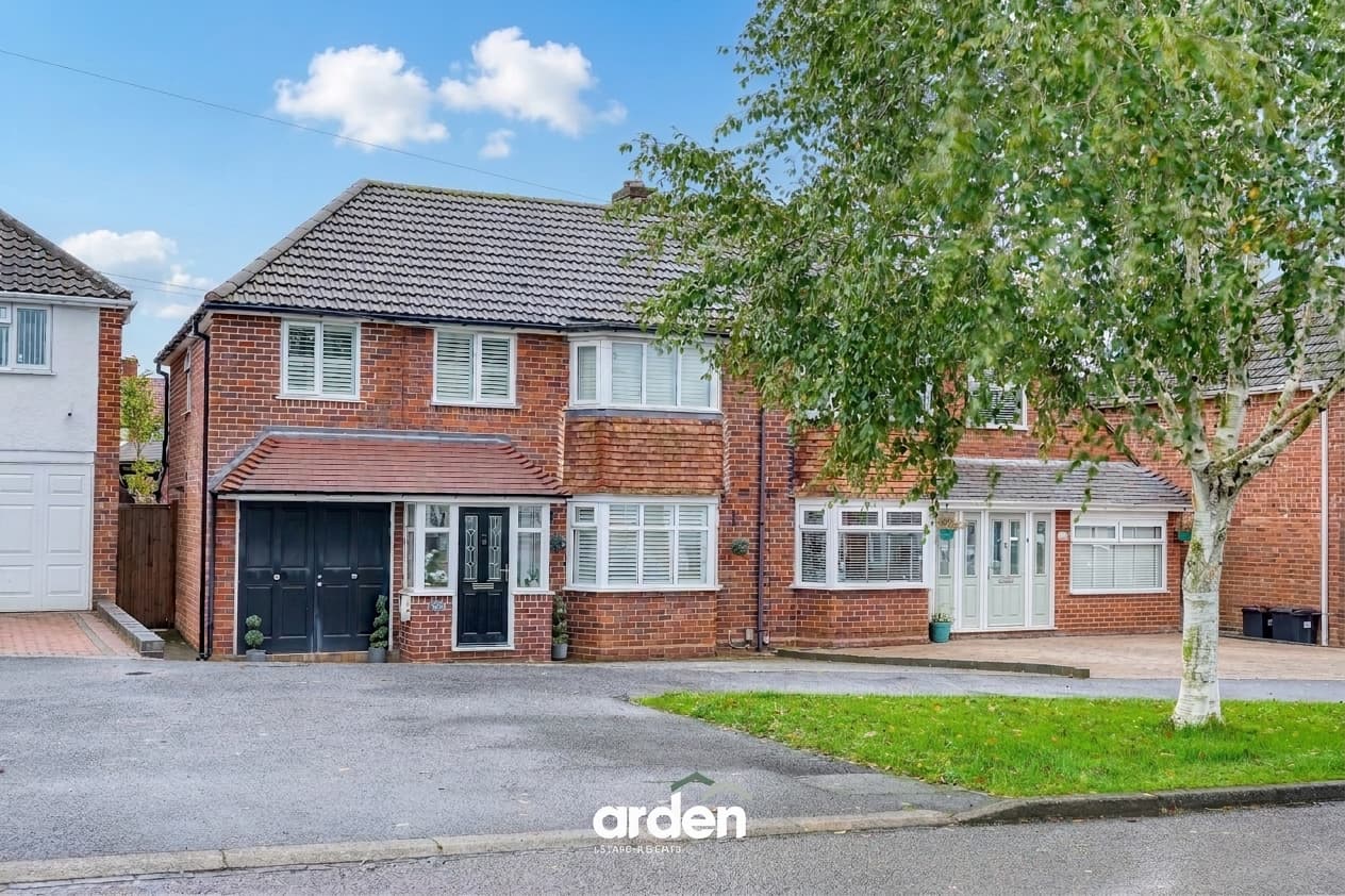 Leasowe Road, Rednal, B45