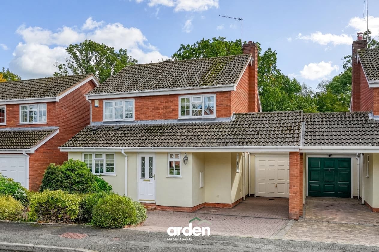 Kempsford Close, Redditch, B98