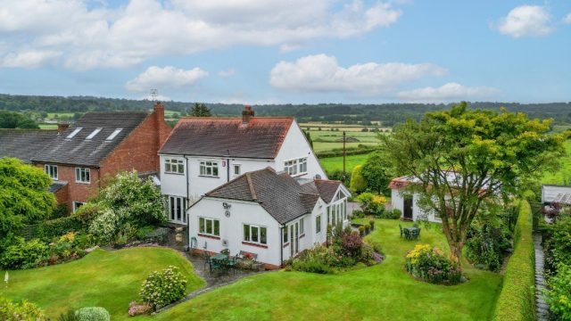 Staple Flat, Lickey End